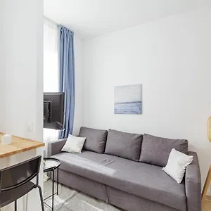 Apartamento Nice 23 M Bright And Renovated Courtyard Side, París
